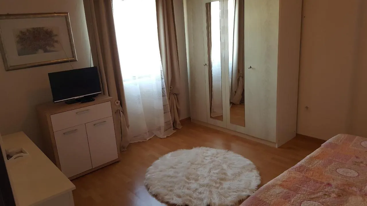 Apartment Sali 890B