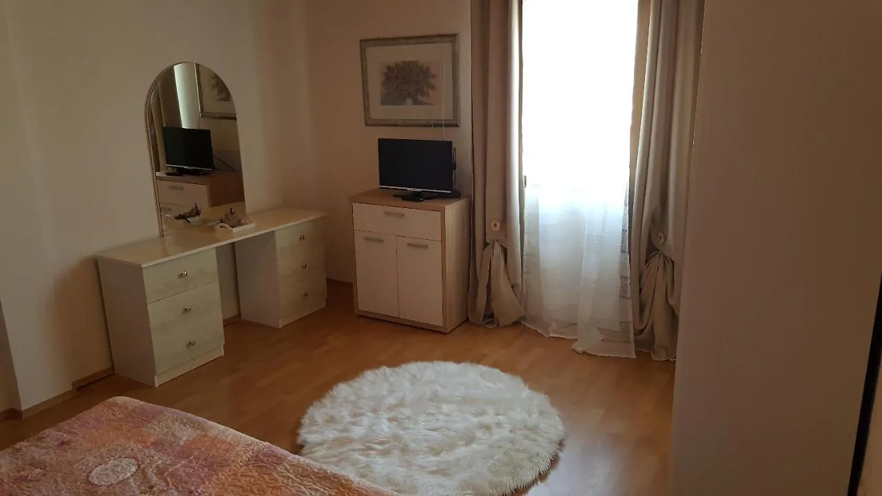 Apartment Sali 890B